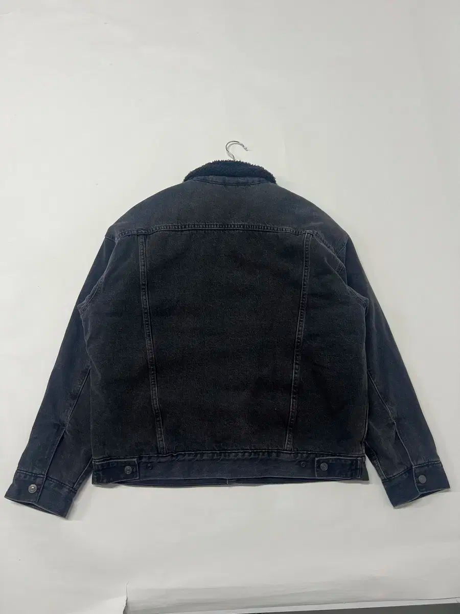 大決算セール リーバイス ブラック シェルパ トラッカー デニム ジャケット S