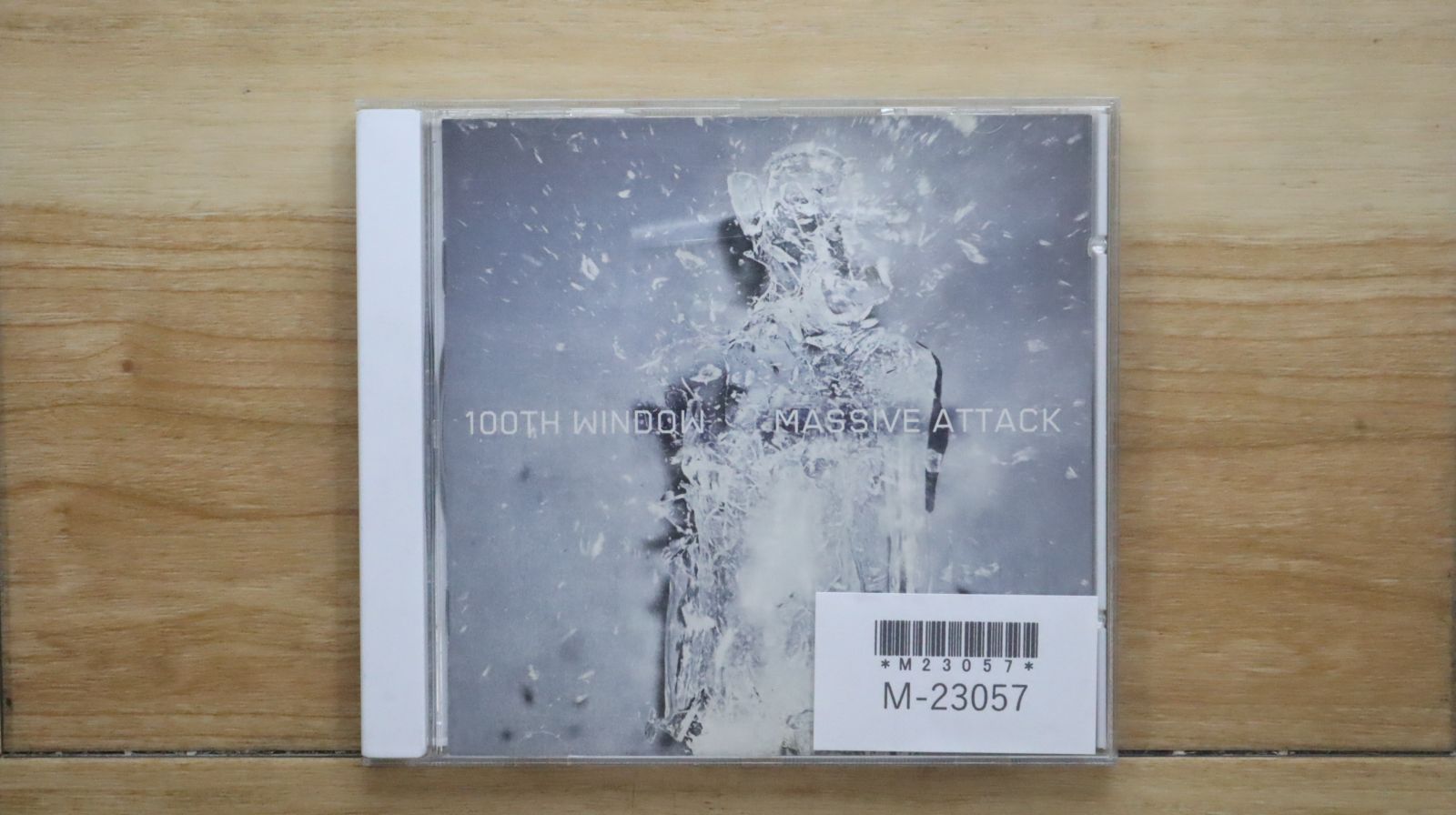 レア盤　マッシブアタック　MASSIVE ATTACK 100th Window 中古CD☆マッシヴ・アタック/Massive Attack□ 100th Windows