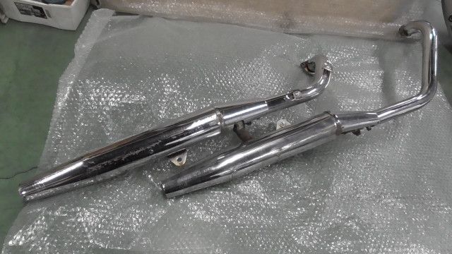 イントルーダー250LC VJ51A の マフラー 傷 錆 1697158658