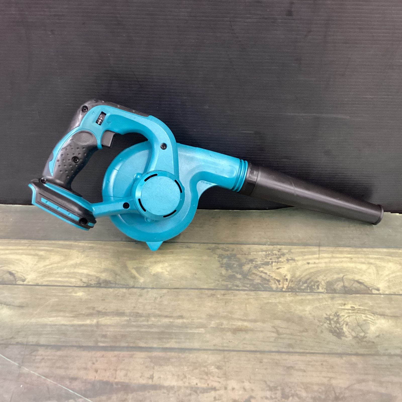 マキタ(makita) コードレスブロワ UB182DZ 【東大和店】