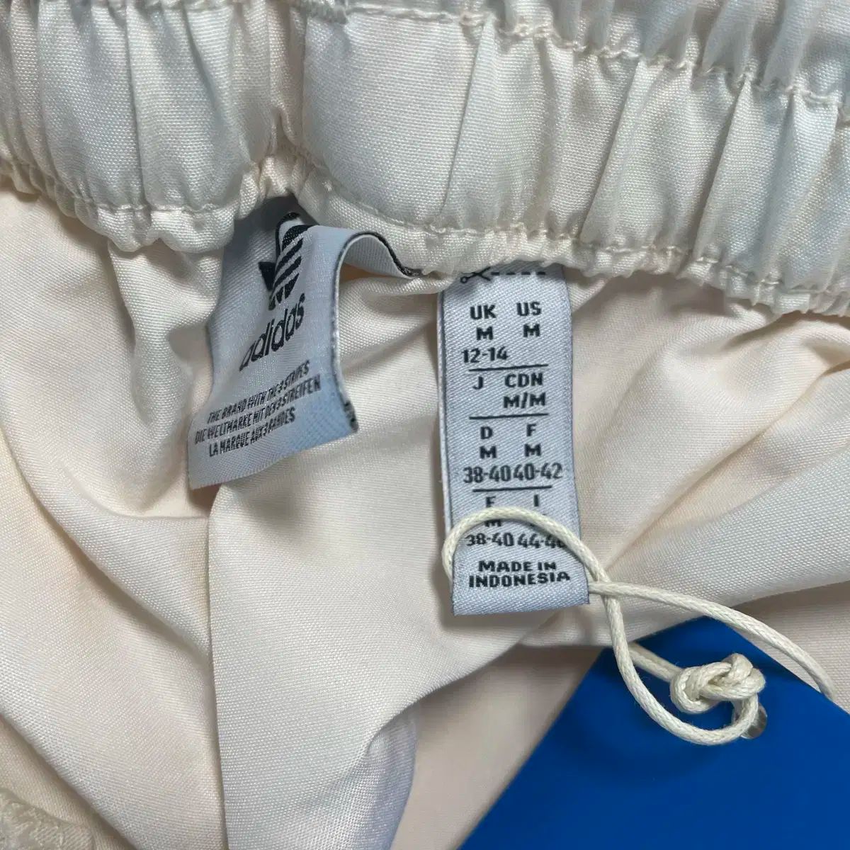 エッセンシャル ウーブン