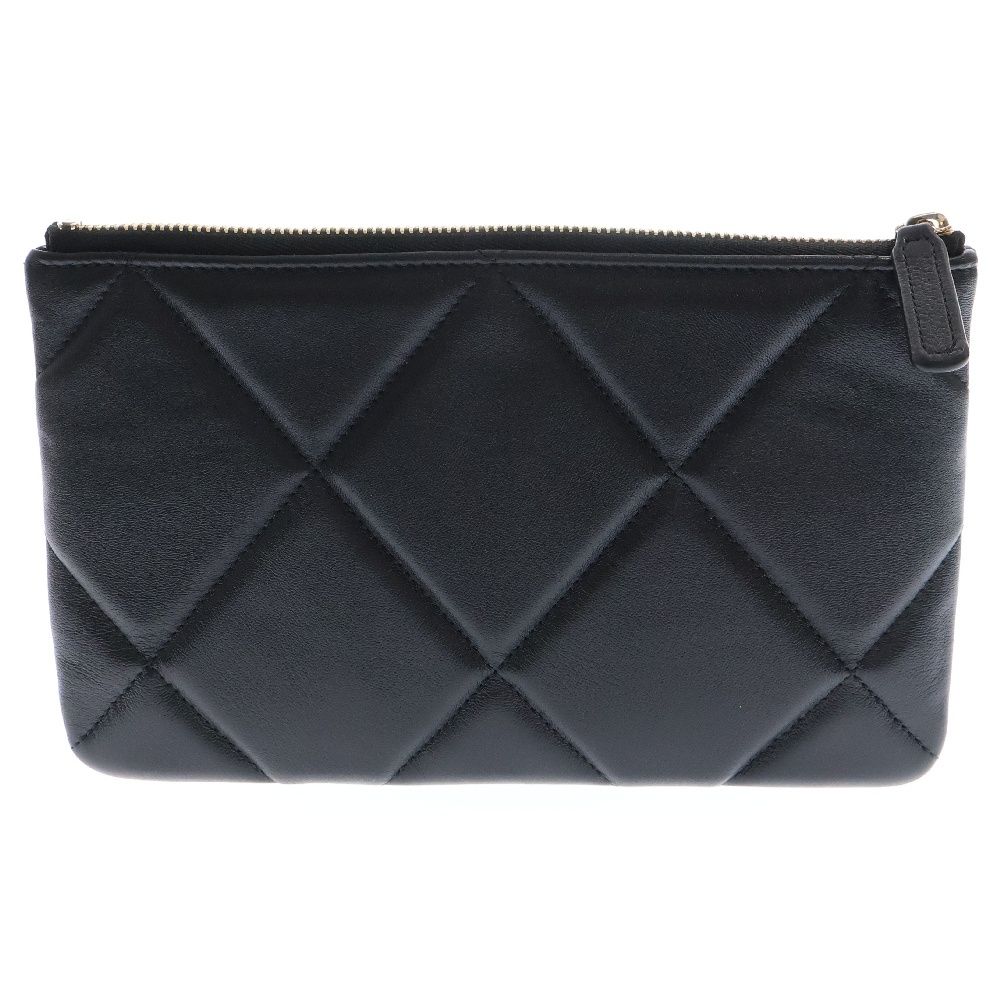 (シャネル)AP1059☆☆CHANEL 19 スモール ポーチ Amazon.co.jp: [シャネル]CHANEL CHANEL19 スモール ポーチ