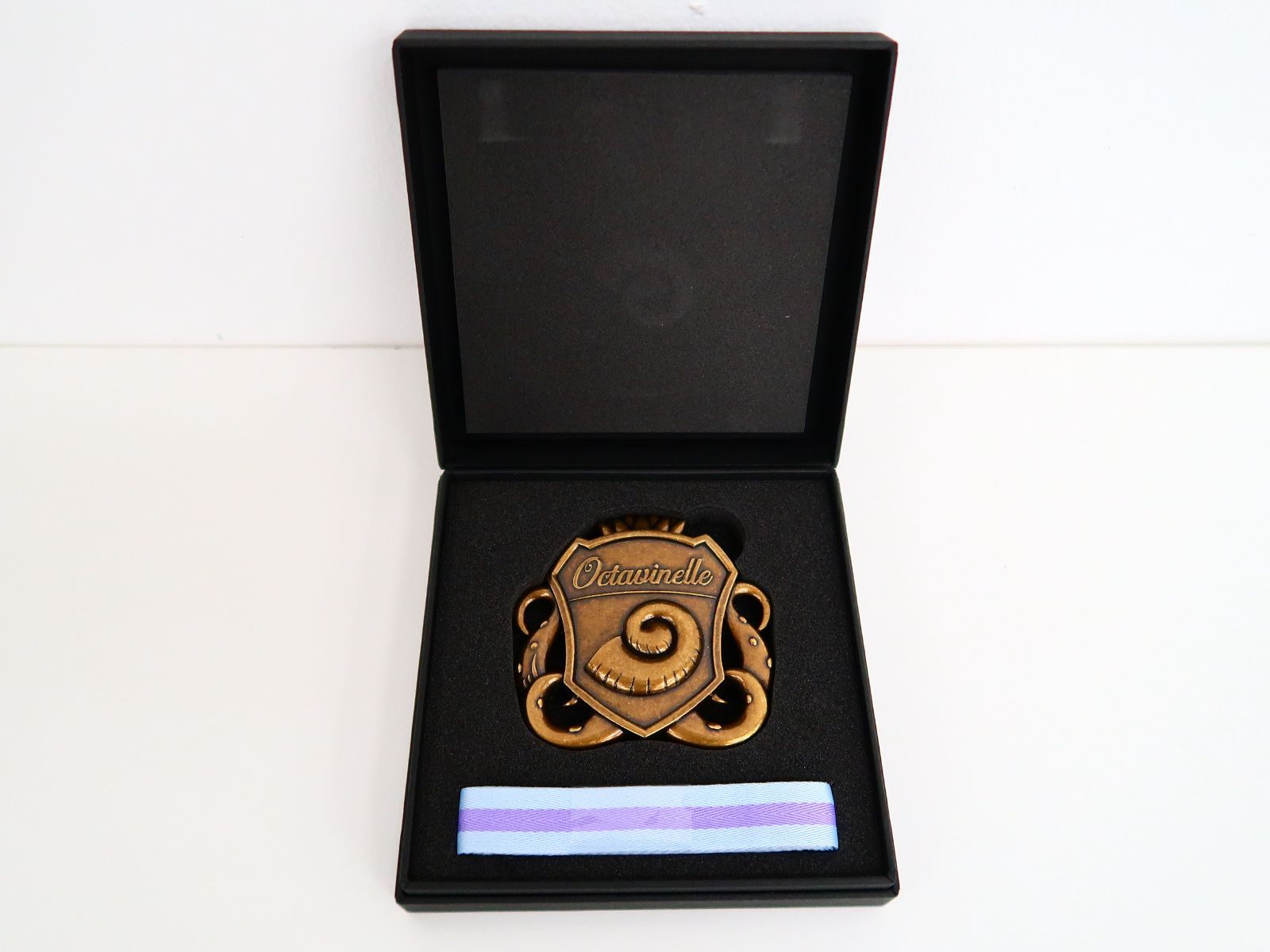 ツイステッドワンダーランド レプリカ腕章 オクタヴィネル 【公式通販】