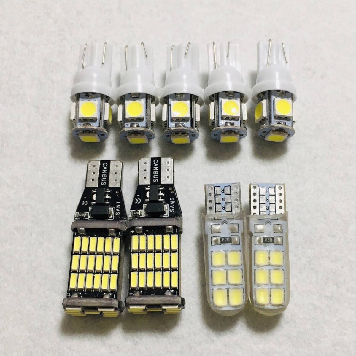 爆光！アクア NHP10 前期 T10 LED ルームランプ バックランプ ポジション球 ナンバー灯 9個セット ホワイト トヨタ カー用品 -  メルカリ