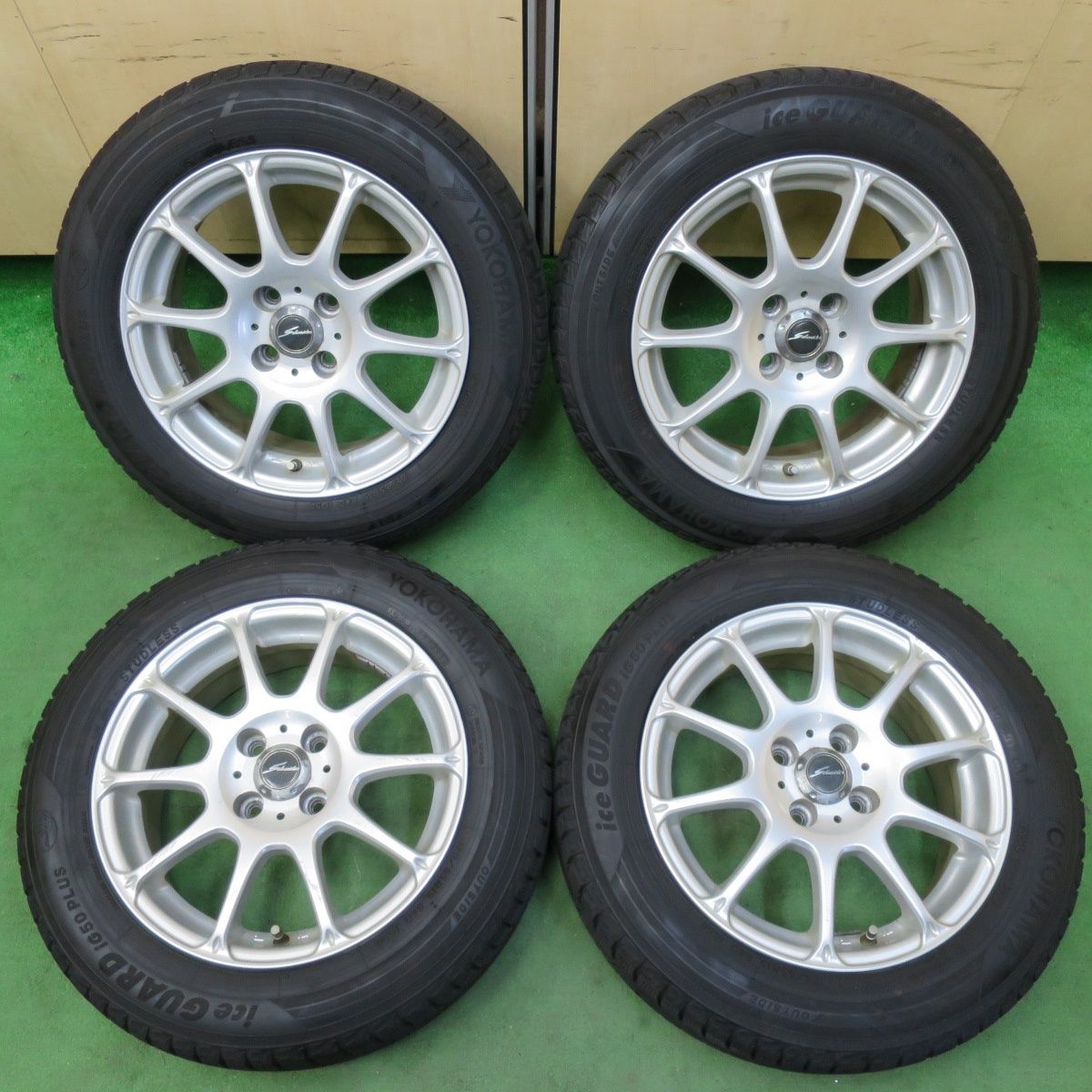 [送料無料] 4本価格スタッドレス 175/65R15 ヨコハマ アイスガード iG50 プラス Schneider シュナイダー 15インチ PCD100/4H4103009イス