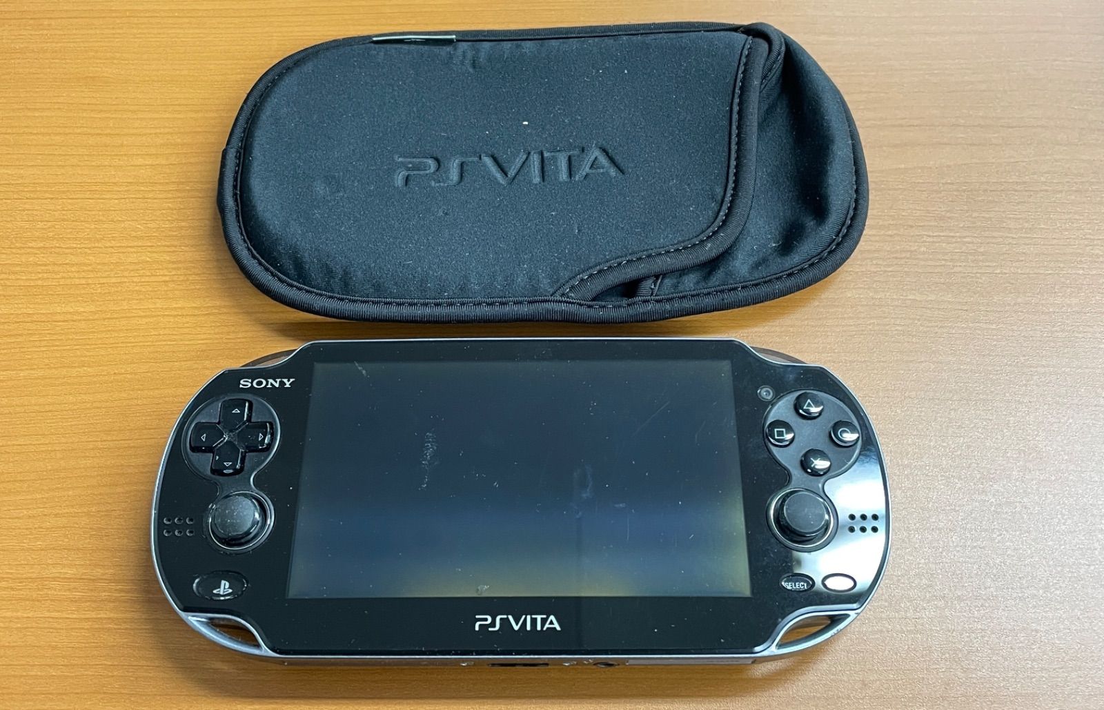 登場! 黒 ブラック PCH-1100 こじ開けよ 本体 Vita PS ケース付き SONY ☆ PS Vita本体