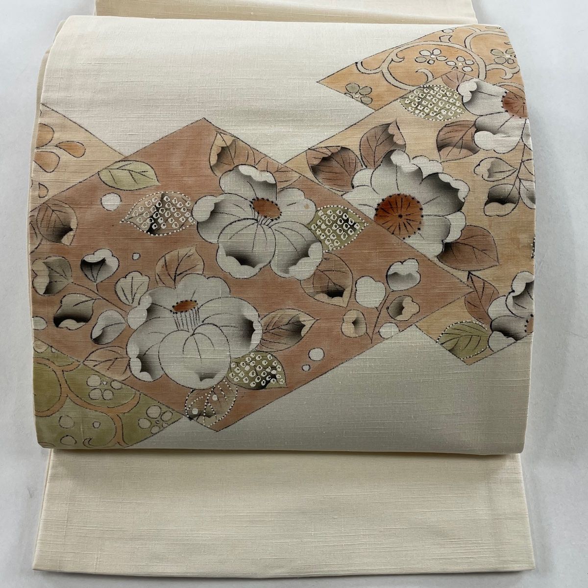 袋名古屋帯 秀品 紬地 菱 椿 ベージュ 正絹