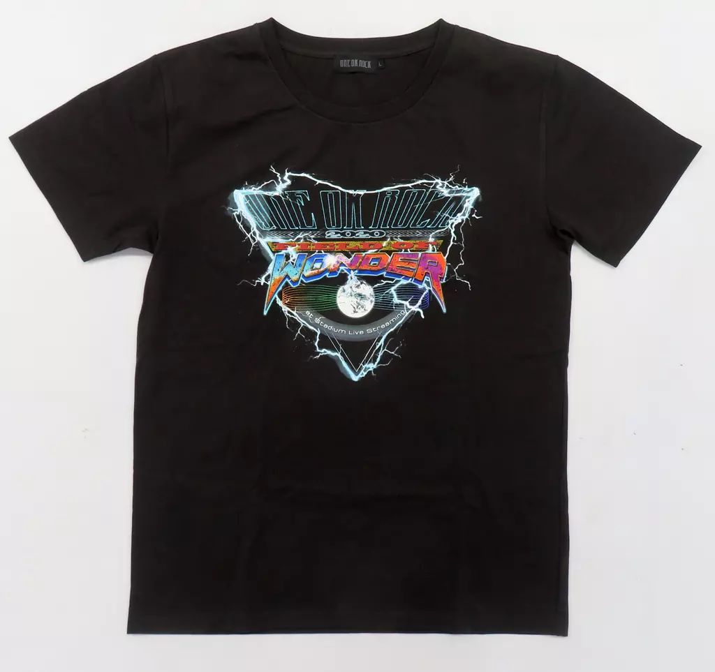 ONE OK ROCKワンオクロック Field of Wonder TシャツS Amazon.co.jp: ONE OK ROCK（ワンオクロック）公式グッズ 2020