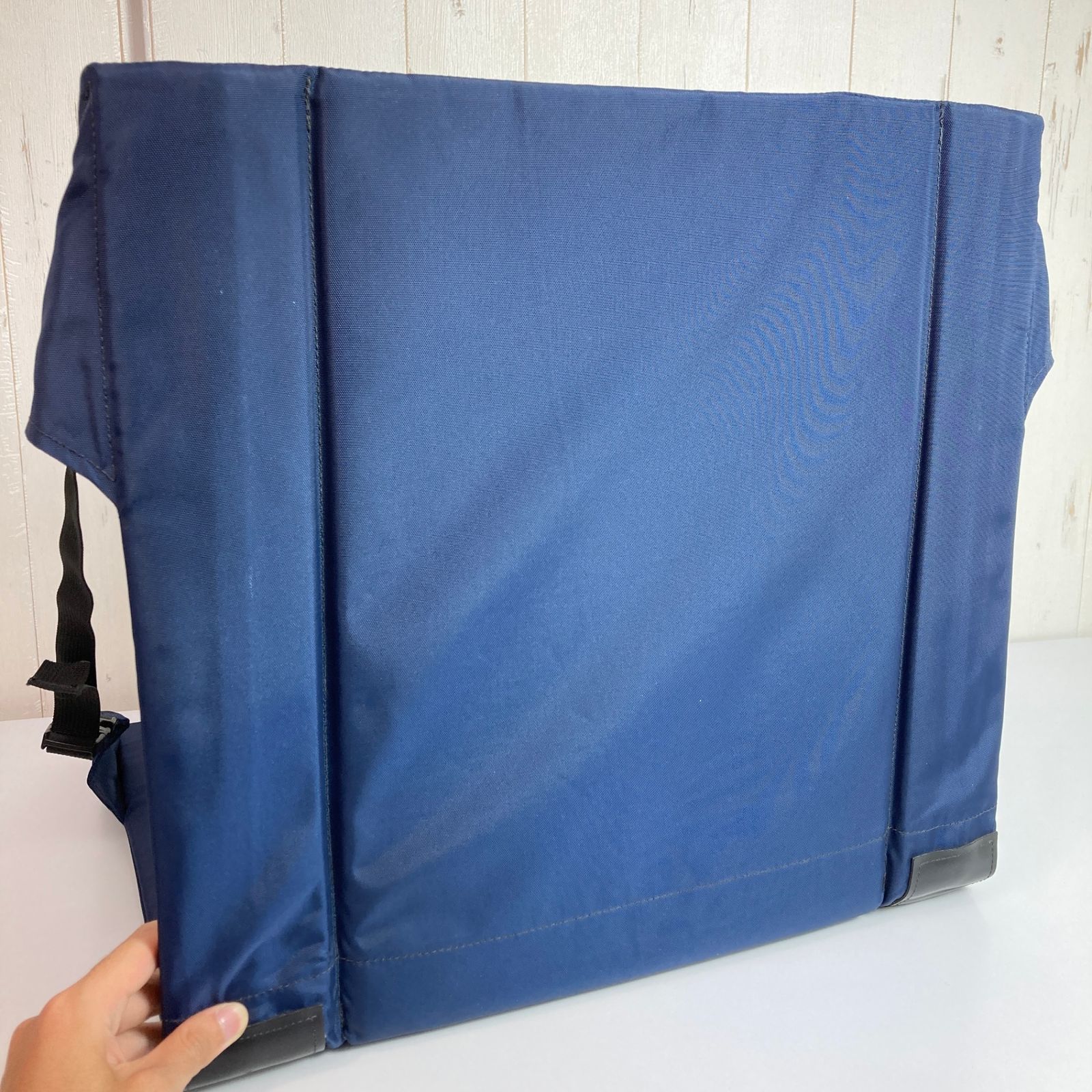 【OneSize ネイビー系】 1980s Crazy Creek ( クレイジークリーク ) ザ・チェア The Chair 生産終了モデル 入手困難 旧タグ グラウンドチェア 座椅子 キャンピングギア キャン OneSize ネイビー系】 1980s Crazy Creek ( クレイジークリーク