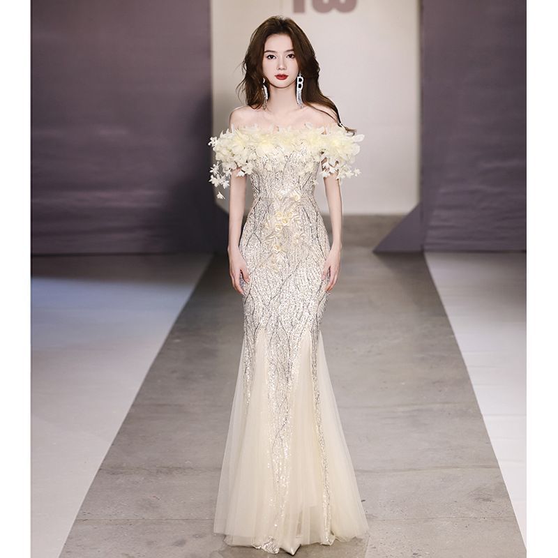 ♥ 2025 感 魚尾イブニングドレス ウェディング 前撮り用 一字肩 マーメイドライン パーティードレス 演奏会 主催者 司会者 舞台衣装 感 ロングドレス 結婚式 二次会 発