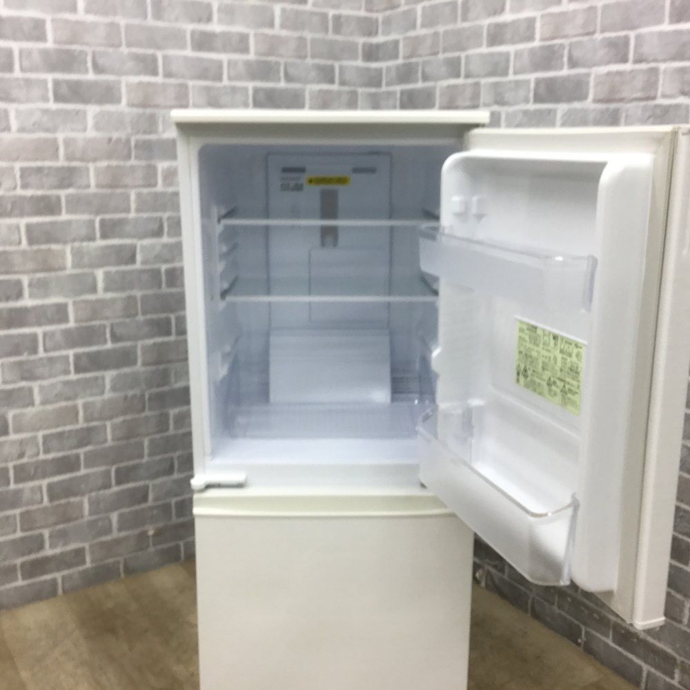 シャープ / SHARP冷蔵庫 2ドア 137L 【どっちもドア】 ｜SJ-D14D-W｜中古家電の専門店ハッピー