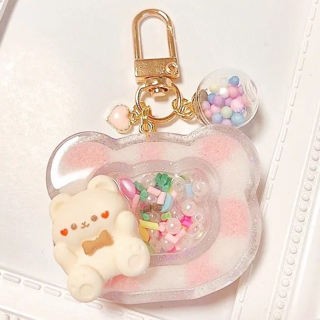 ピンクくまちゃんハートシェイカーキーホルダー レジン