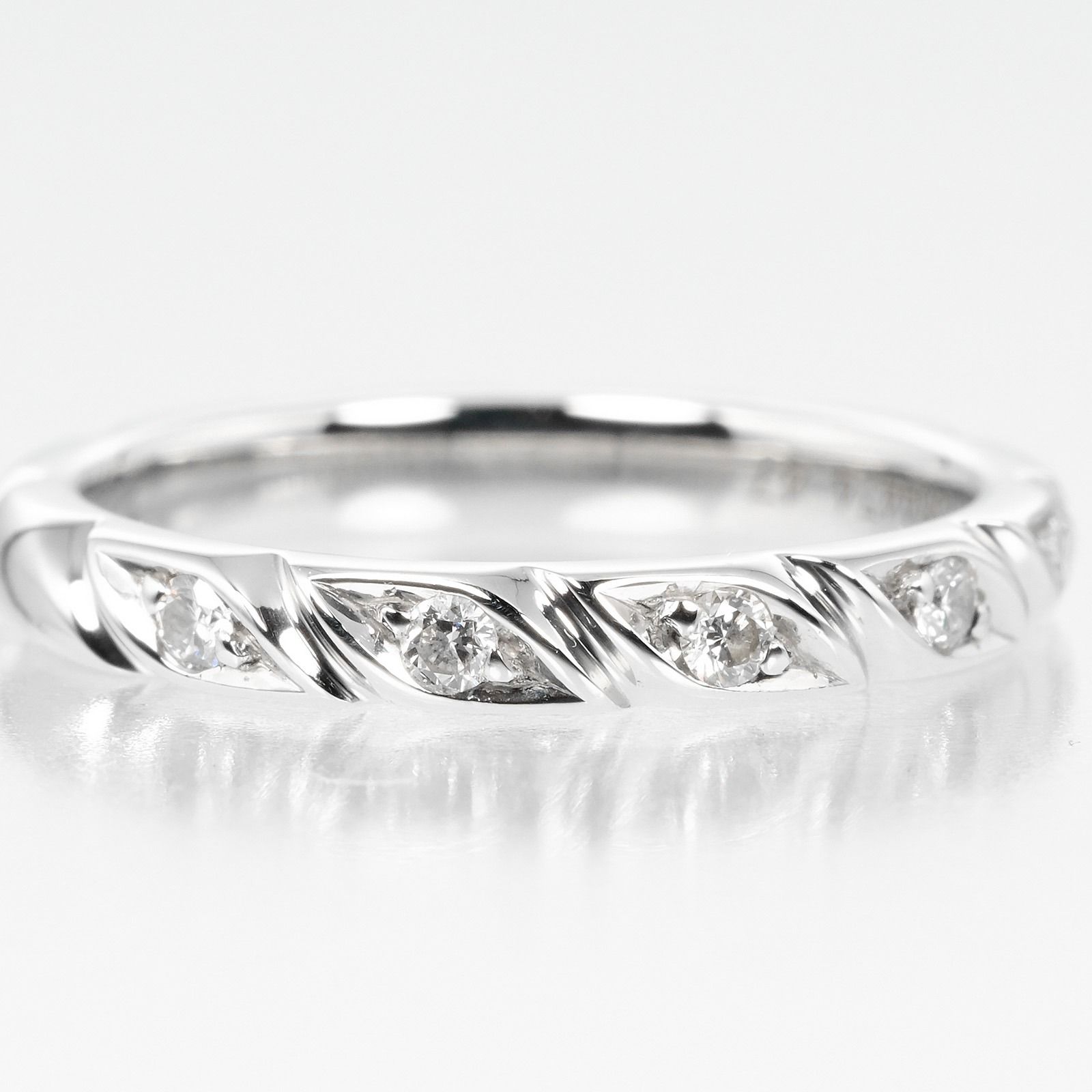 Chaumet】ショーメ トルサード Pt950プラチナ×8P ダイヤモンド 7号