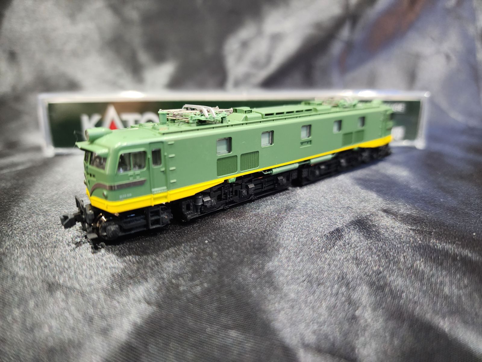 KATO 3048 EF58 初期形 大窓 ヒサシ付 青大将 鉄道模型 Nゲージ