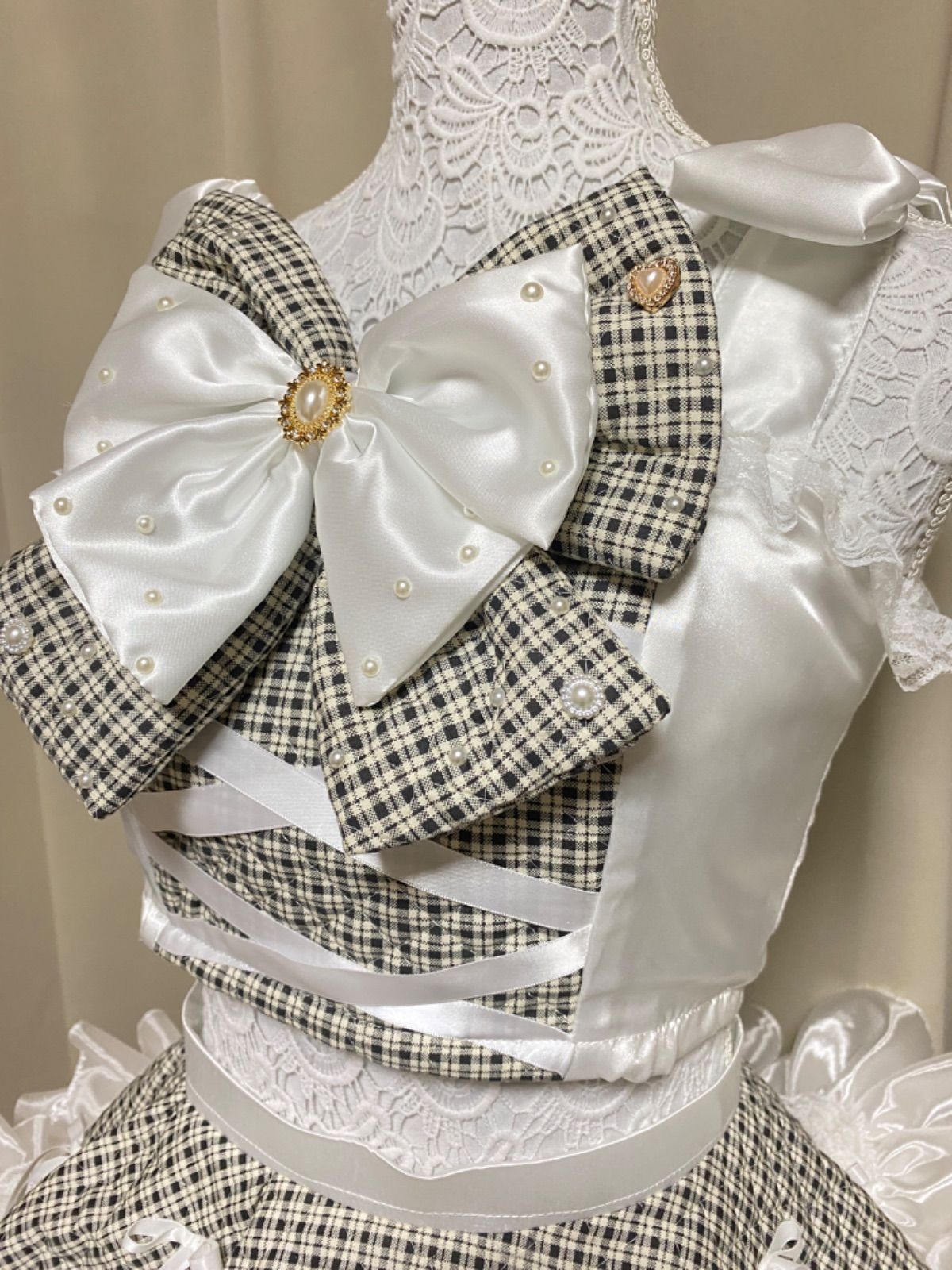 【新品未使用】アイドル衣装ハンドメイド 黒白チェックリボン コスプレ コンカフェ アイドル衣装 コンカフェ衣装 白 黒 リボン - メルカリ