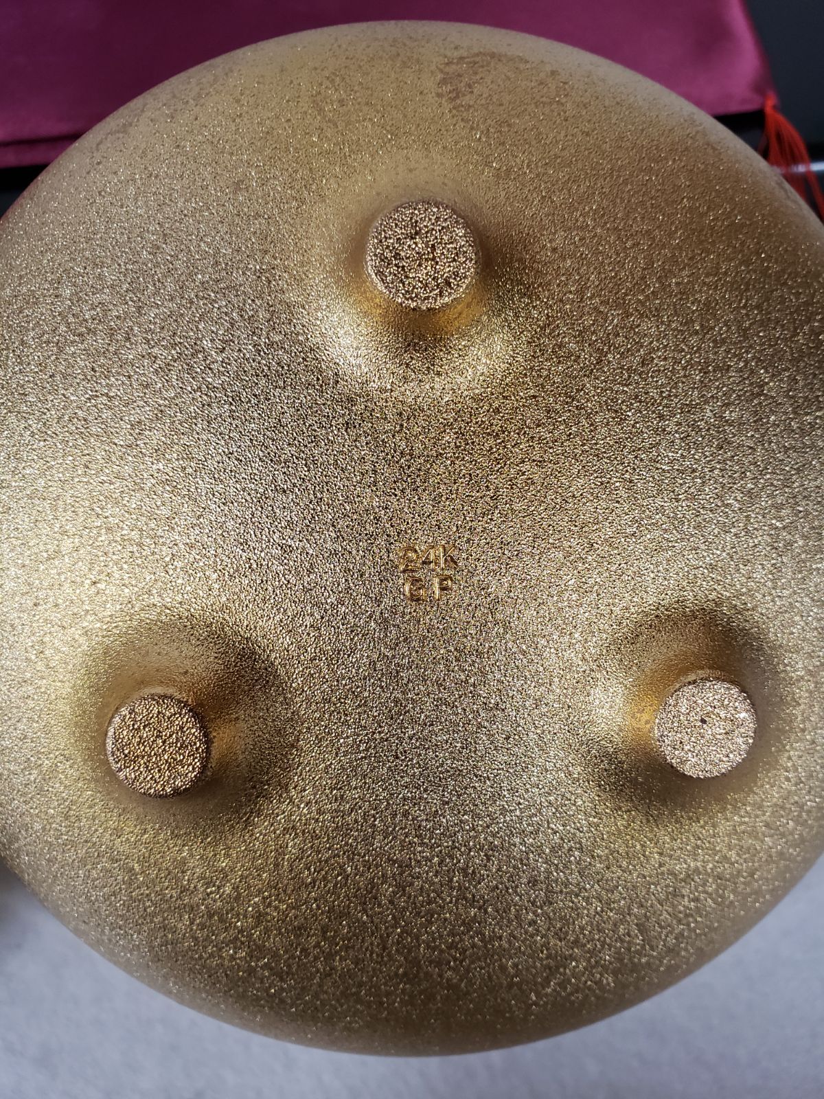 黄金茶釜招福24KGP（金メッキ　純銀プレート9ｇ）天皇陛下御即位50年記念 昭和天皇即位五十年記念 24KGP 招福黄金茶釜 銀銘板つき - メルカリ