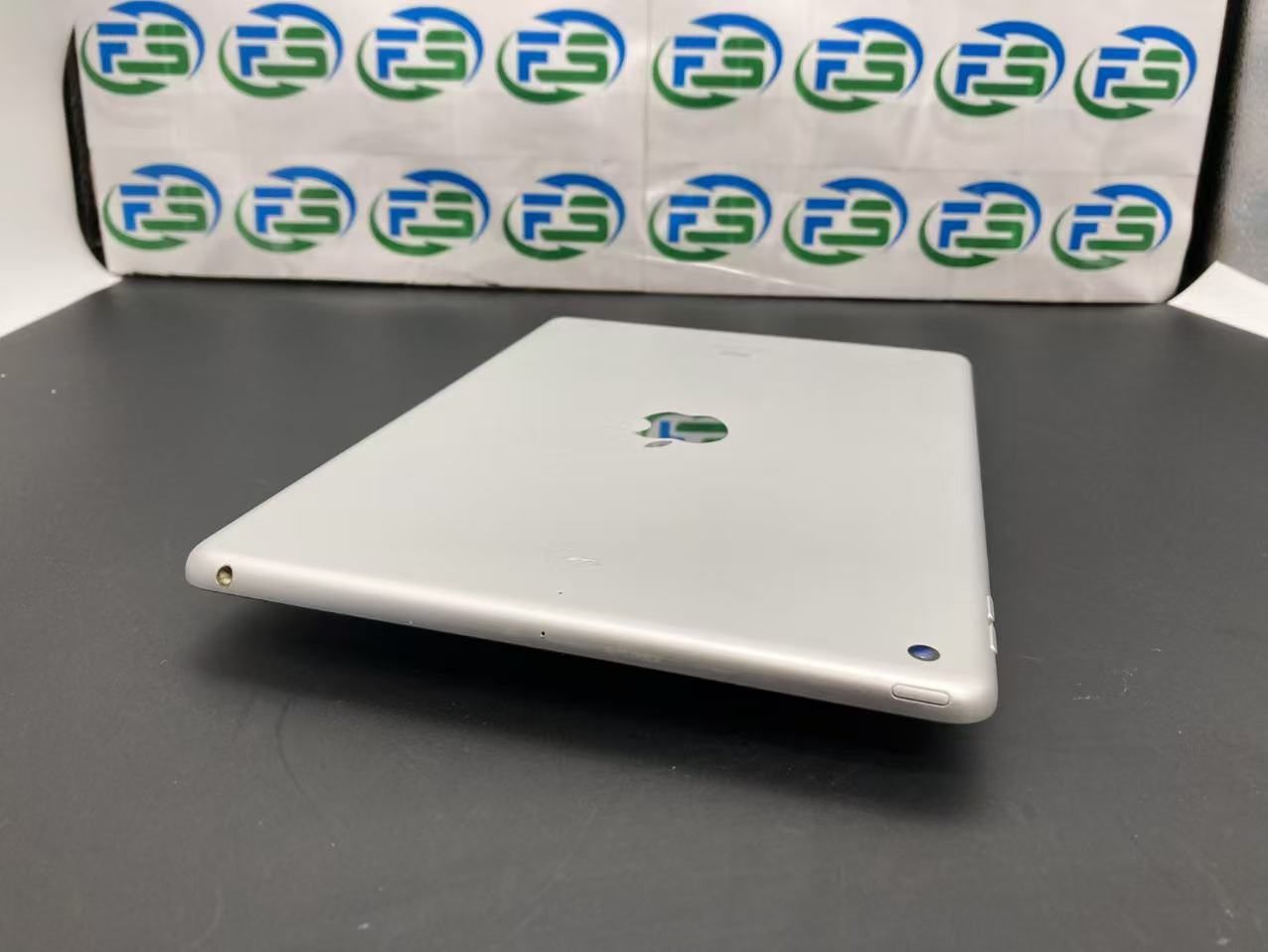 128GB シルバー