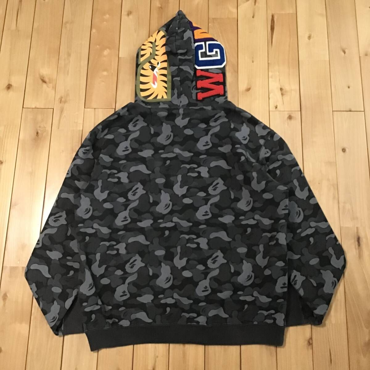 ☆青山限定☆ 2008年 Aoyama Store Camo シャーク パーカー L ☆青山限定☆ 2008年 Aoyama Store Camo シャーク パーカー L