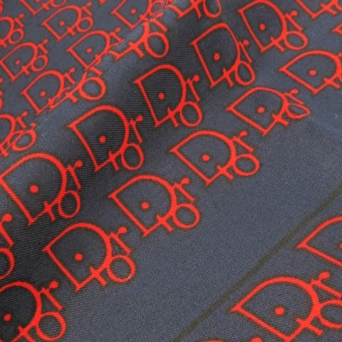 『未使用』Christian Dior シルクスカーフ　トロッター柄　ピンク系 Christian Dior シルク 大判スカーフ ライトピンクにチェーン柄