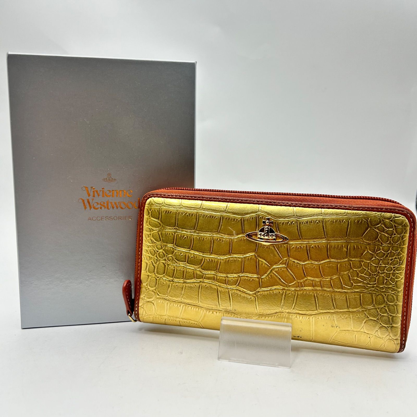 ☆《新品未使用》Vivienne Westwood オーブ 長財布 ウォレット ☆《新品未使用》Vivienne Westwood オーブ 長財布 ウォレット