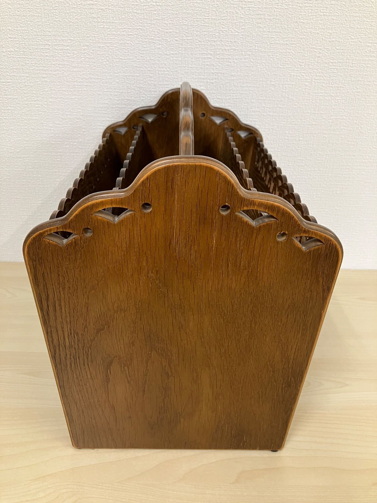 パリの雑貨屋 マガジンラック インテルナ南條 静岡家具 木製 レース模様