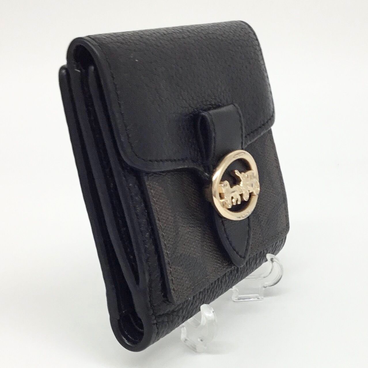 未使用】コーチ ブラック レザー シグネチャー coach 二つ折り 未使用】コーチ ブラック レザー シグネチャー coach 二つ折り