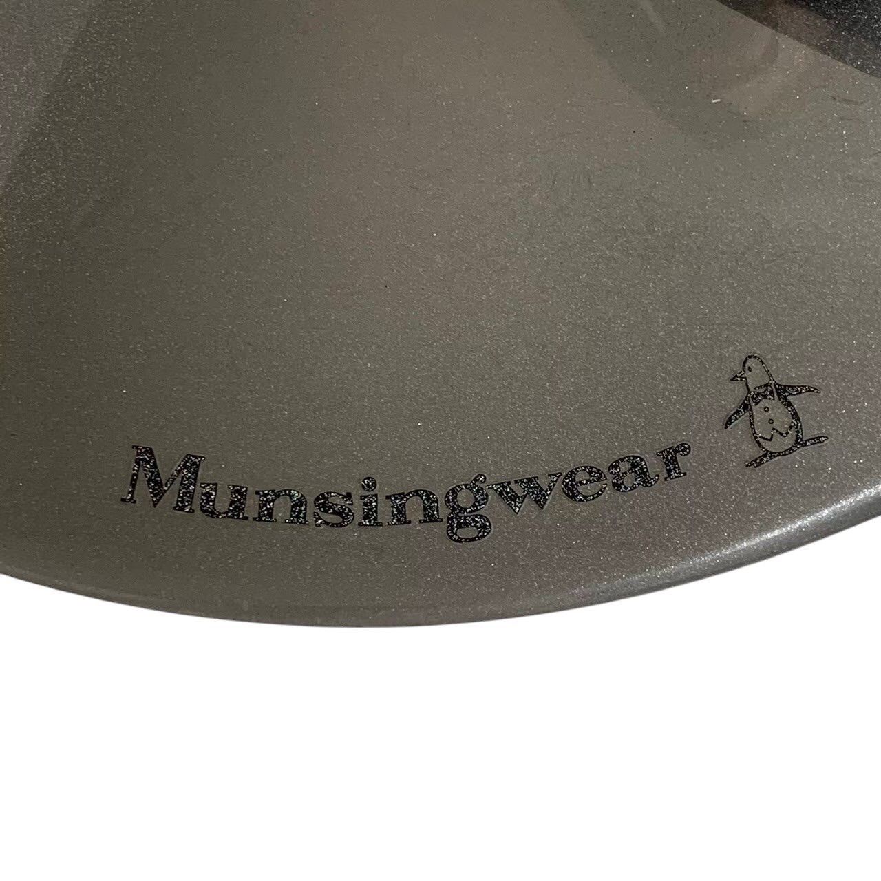 munsingwear マンシングウェア 帽子 サンバイザー グレー ラメ