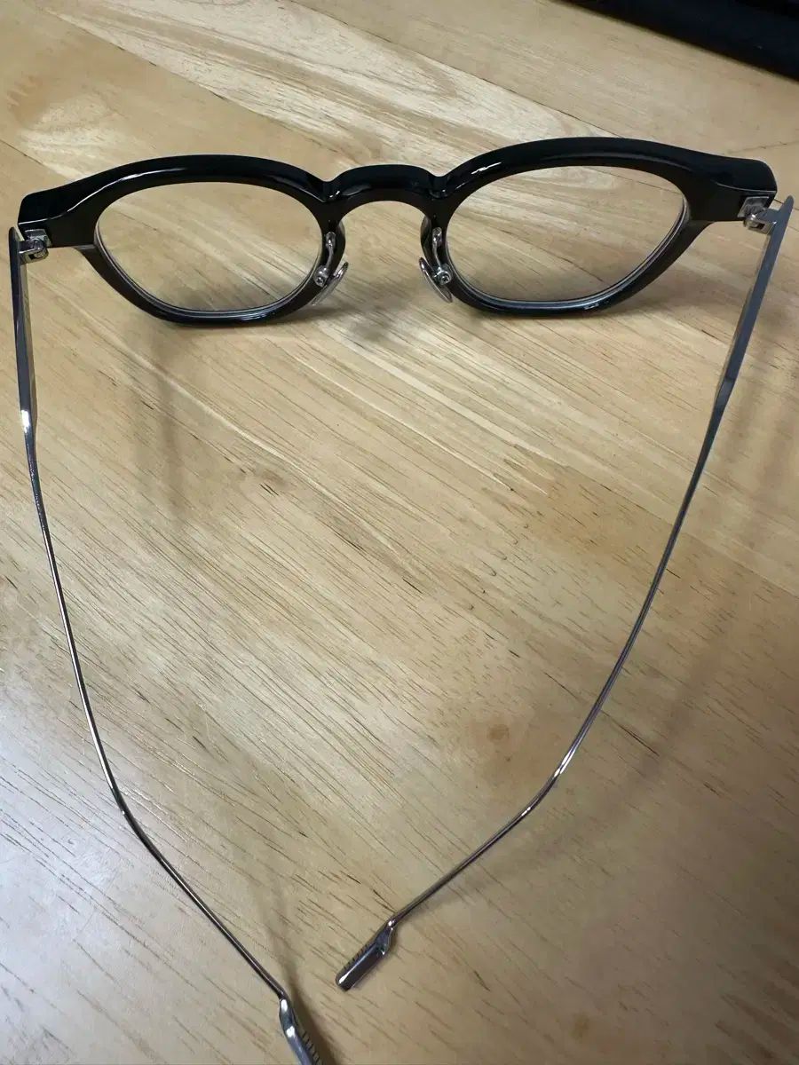 ジェントル モンスター Eddy 01 ブラック メガネフレーム
