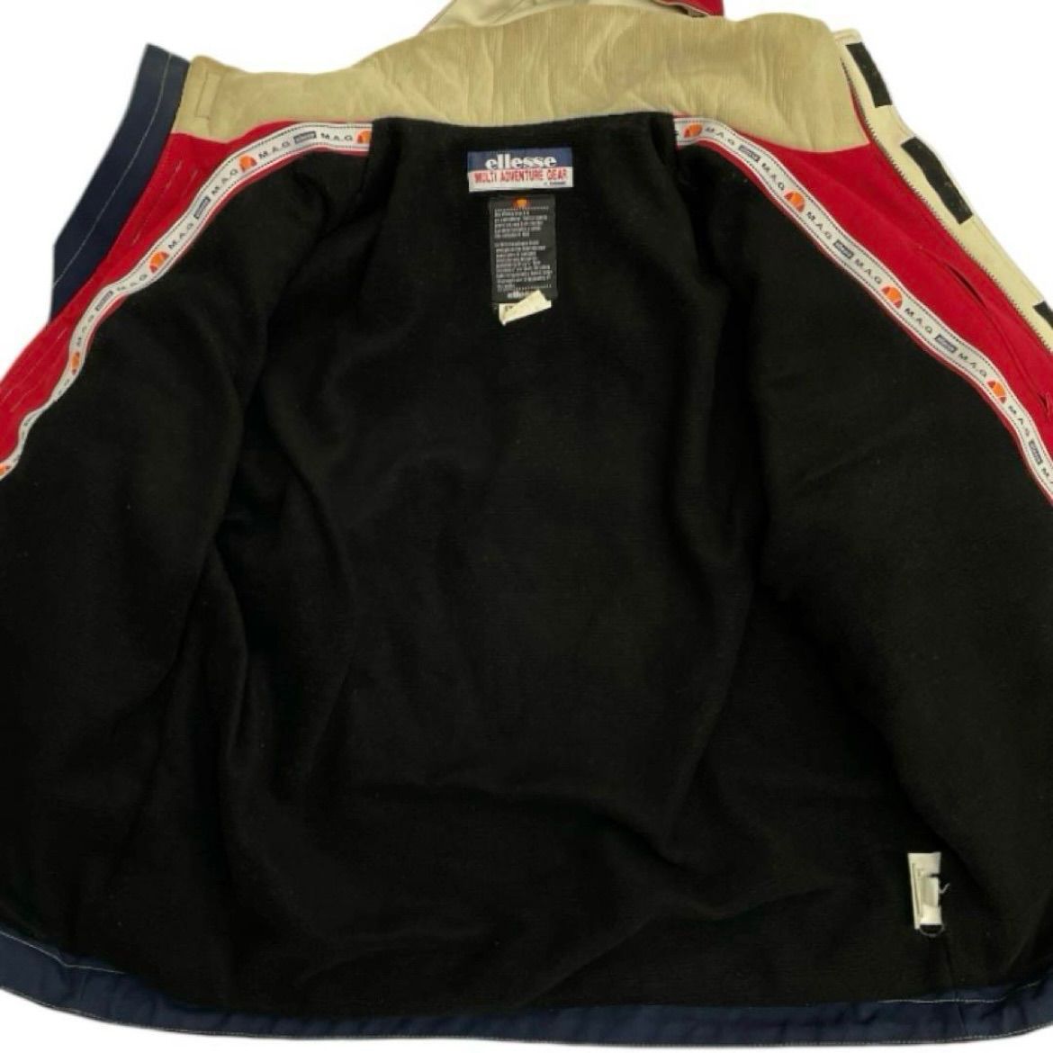 ellesse
