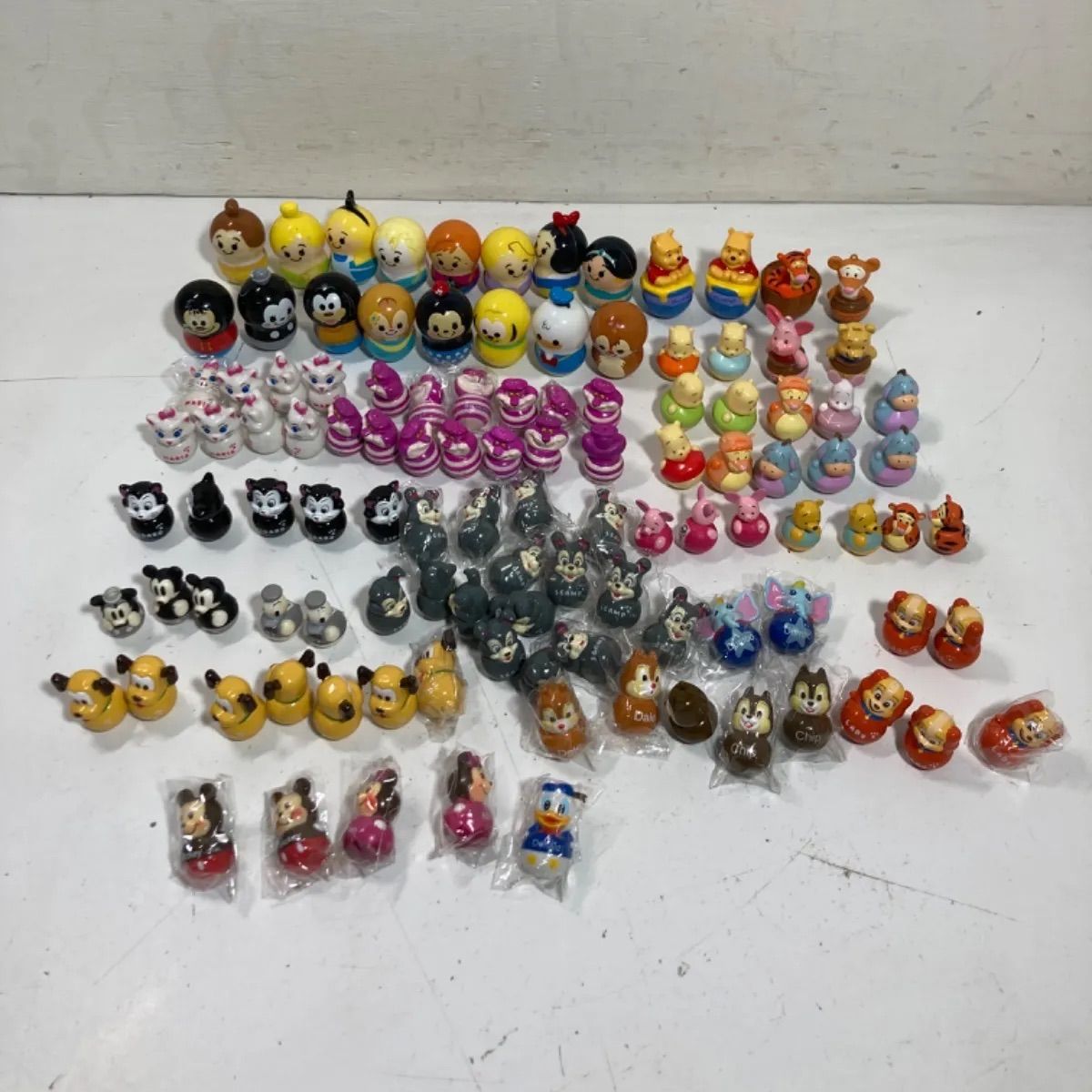 ディズニー　キャラクター　フィギュア　起き上がり小法師　おきあがりこぼし　だるま　大量　111点　まとめ売り　ミッキー、ミニー、くまのプーさん、プリンセス　