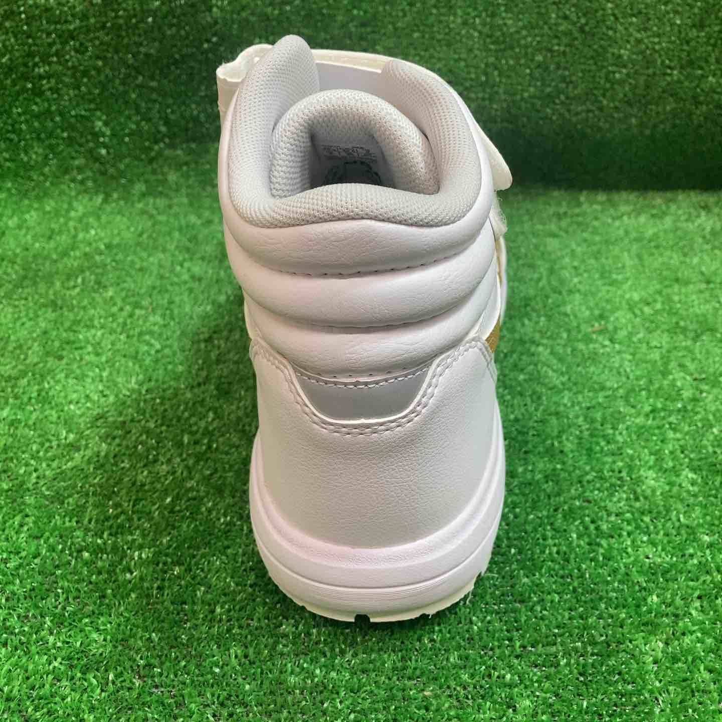 ホワイト×ピュアゴールド