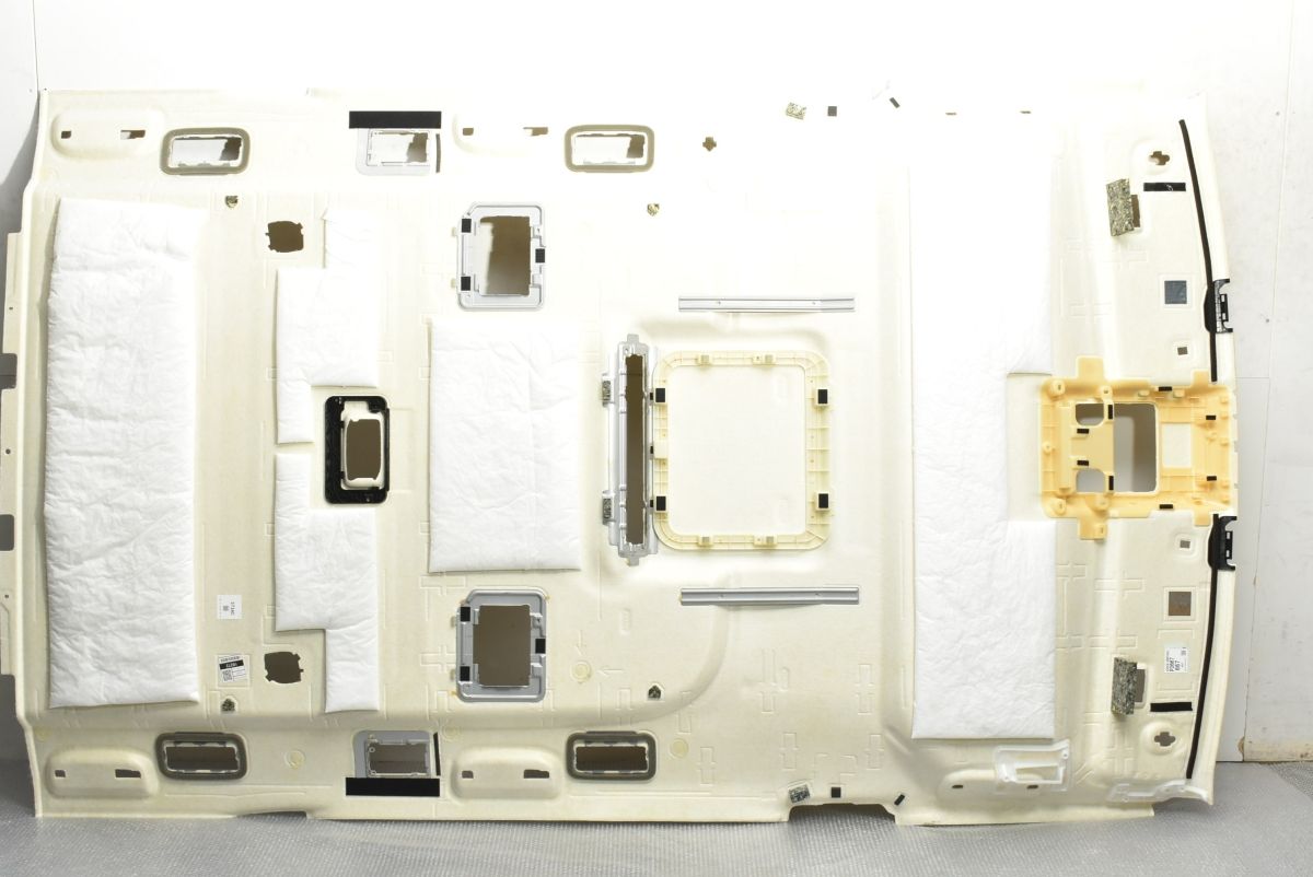 トヨタ グランエース 純正 ルーフヘッドライニング 前後 63320-V3180-A0 63304-26670-A0 送料別途見積もり商品