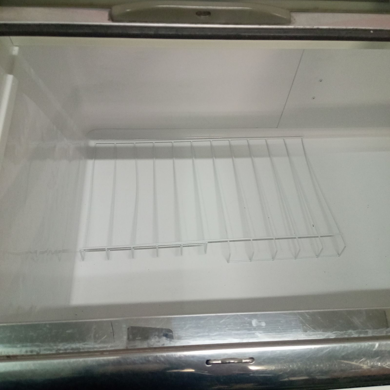 ◯ 冷凍ショーケース