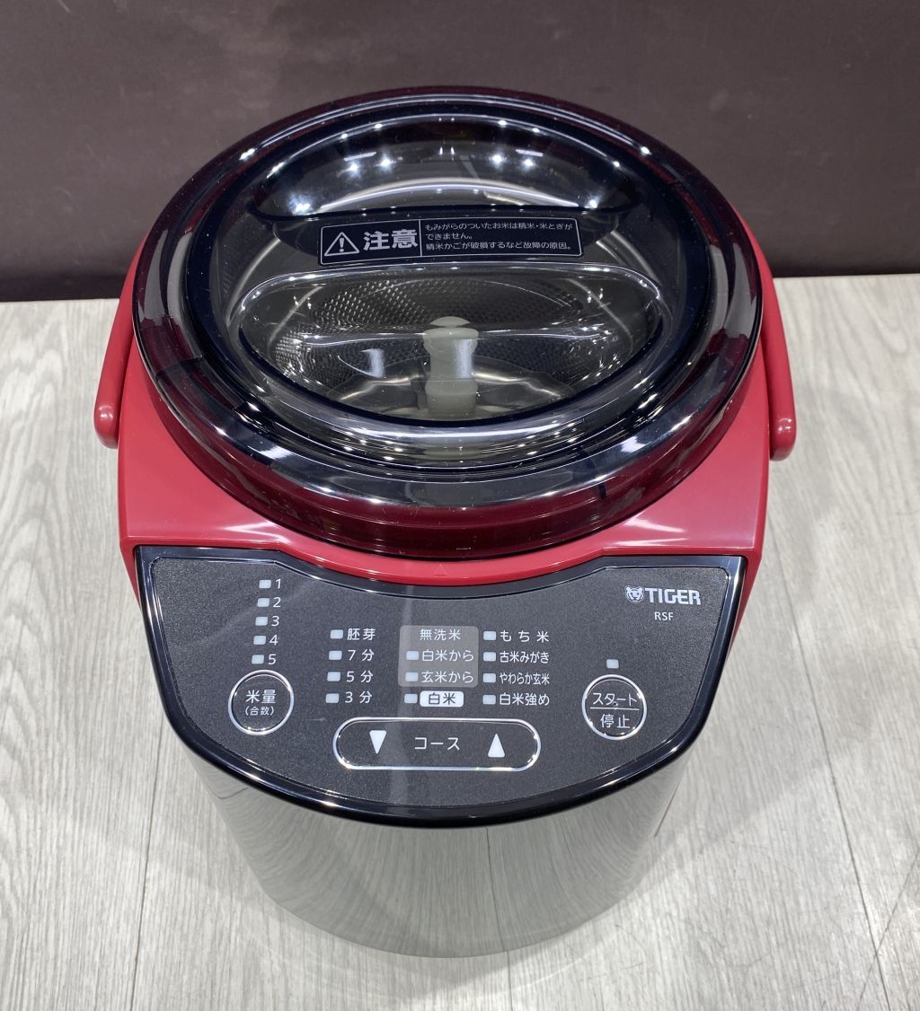 美品 タイガー 精米機 RSF-A100 レッド Tiger タイガー魔法瓶 RSF-A100