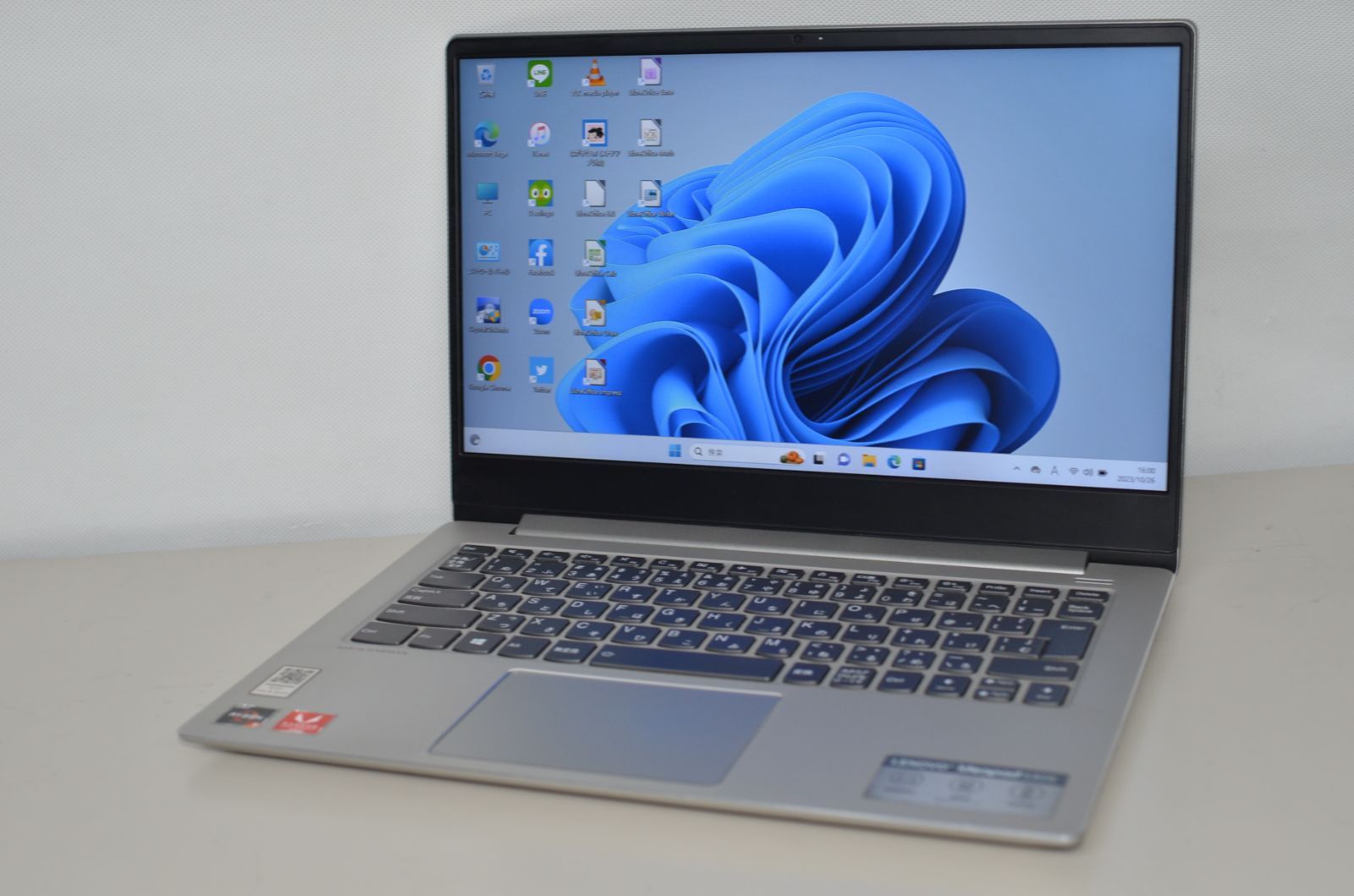 中古良品 /Windows11/LENOVO /ノートパソコン/Ideapad 530S 爆速