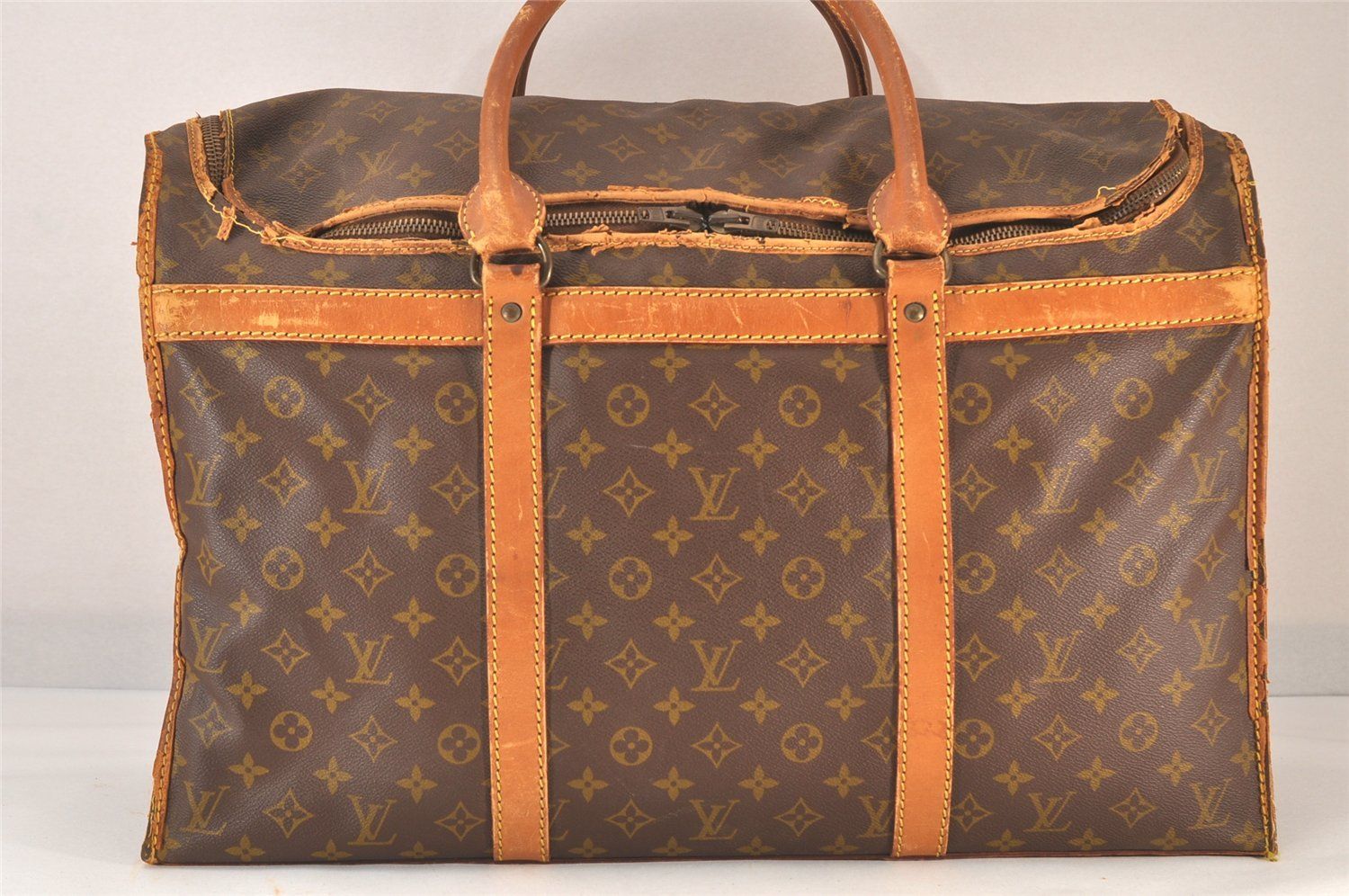 ルイヴィトン モノグラム サック シャスール LOUIS VUITTON ルイ