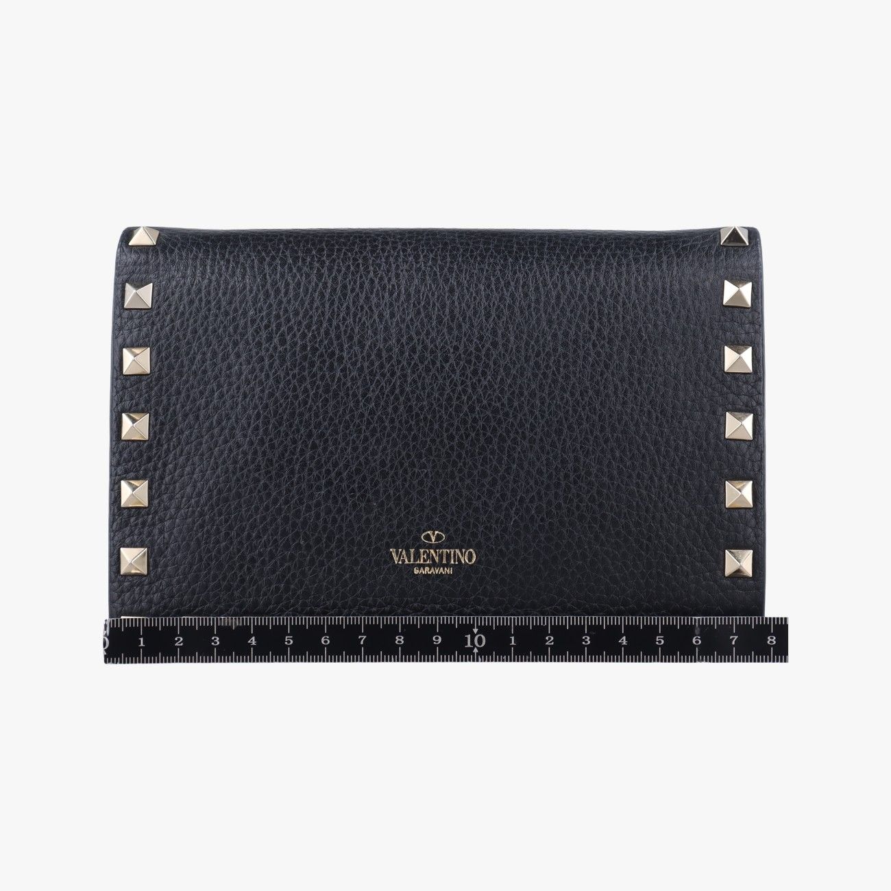 【VALENTINO】ロックスタッド チェーン ストラップ ウォレット ロックスタッズ グレインカーフスキン チェーンウォレット for