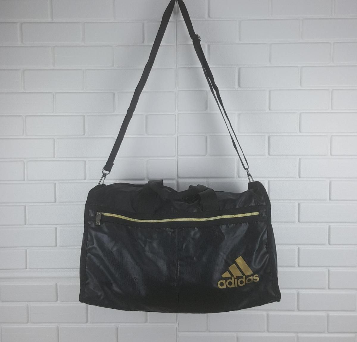 【雷市場（ポンジャン）商品韓国直送】adidas(アディダス) クロスバッグ