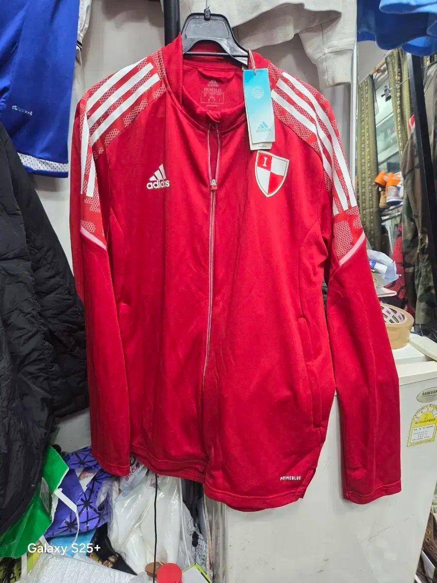 adidas アディダス adidas(アディダス) &frasl; - ジャージ サッカー 返品可 公式アディダス レッド トラックジャケット 赤 アディダス公式 スウェット マンチェスター スリーストライプ