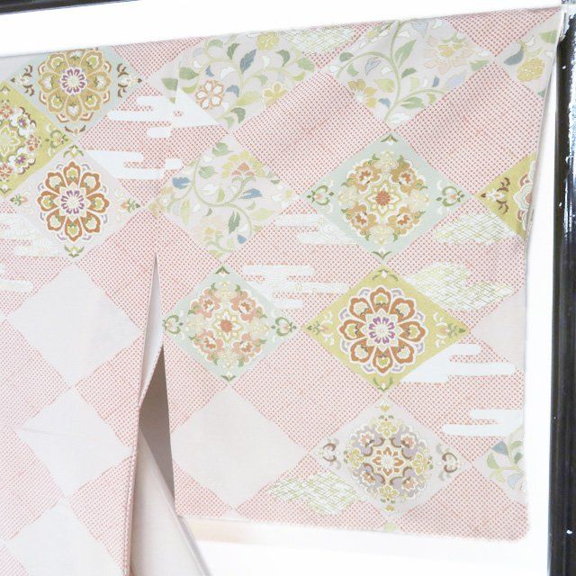 特選 訪問着 着物 未使用 金駒刺繍 吉澤の友禅 ラベル 花菱文 乙女色  