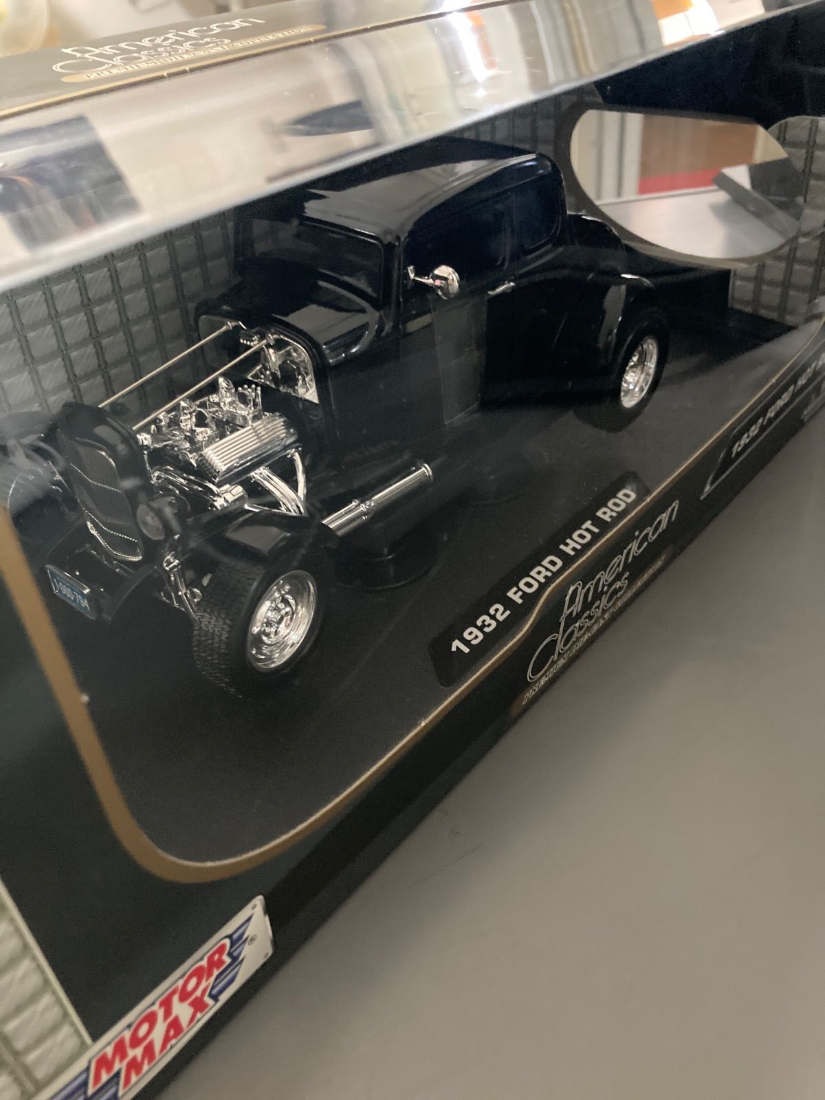 MotorMax （モーターマックス） 1932 Ford Hot Rod ブラック1/18 