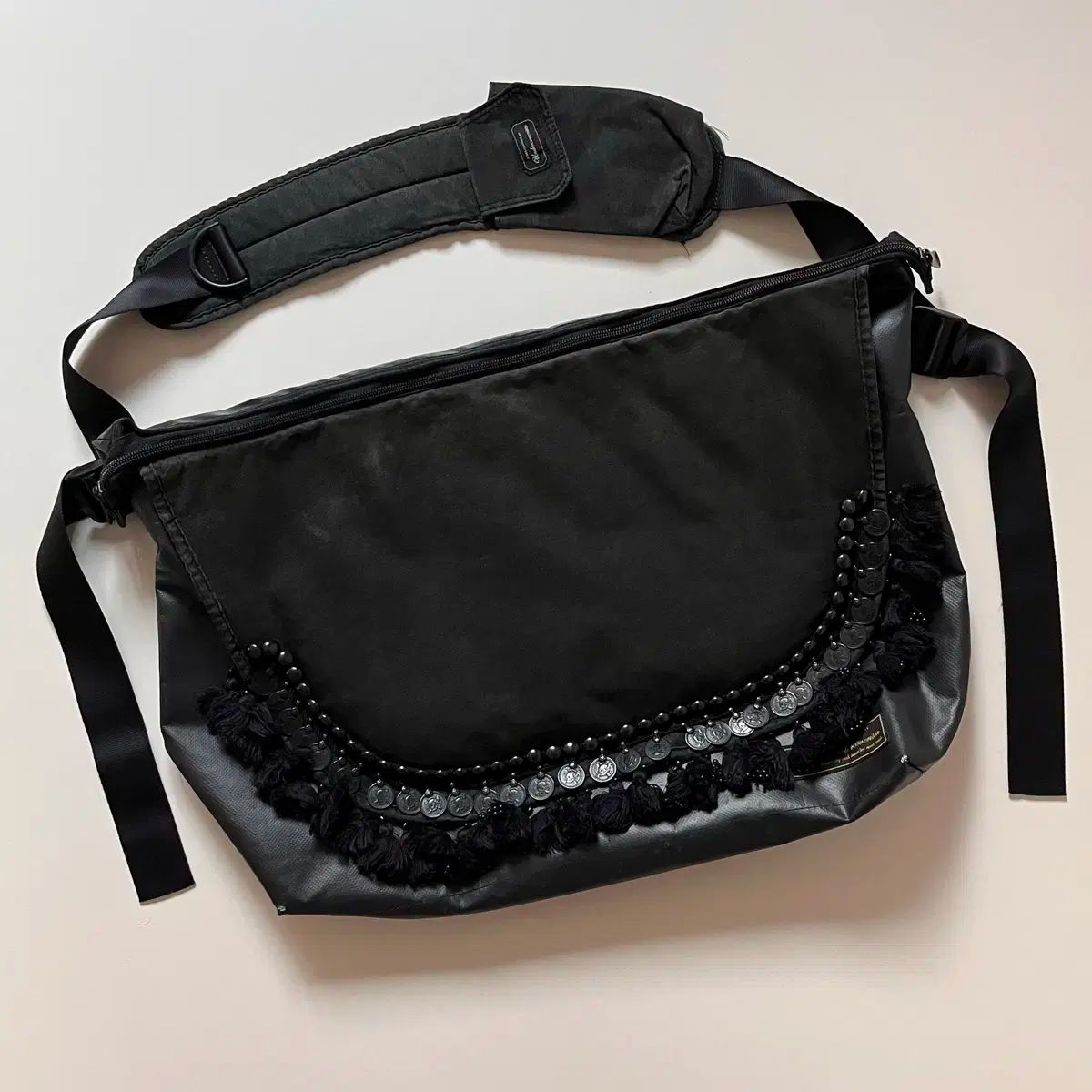 undercover アンダーカバー　民族メッセンジャーバッグ UNDERCOVER メッセンジャーバッグ 転写プリント ネイティブ柄 民族