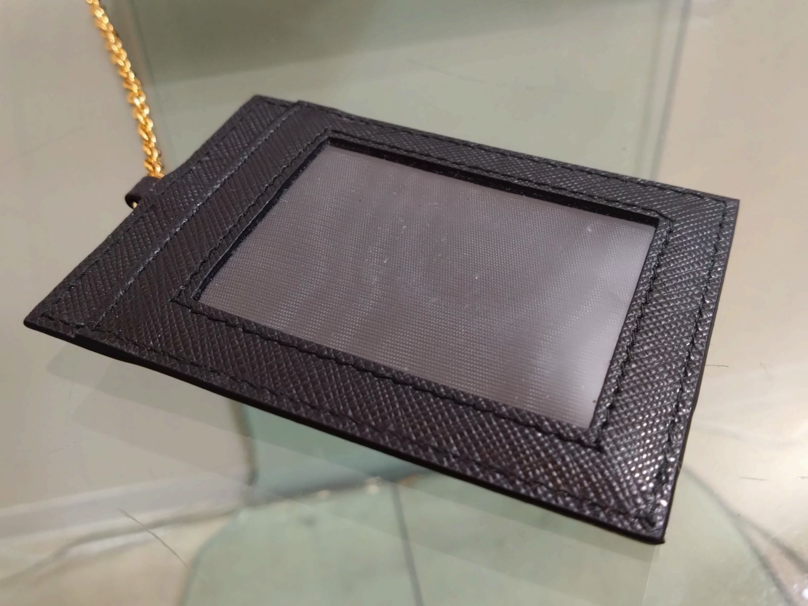 1064 PRADA プラダ サフィアーノレザー 二つ折り 長財布 ブラック パス