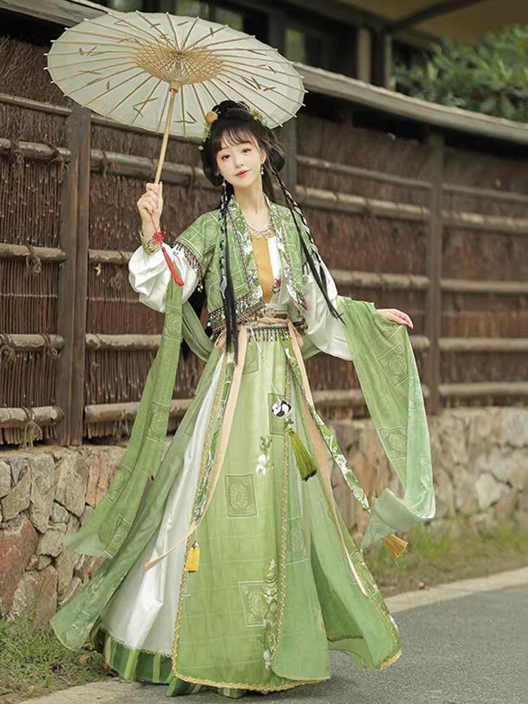 HF-214 豪華刺繍 漢服 かんふく 古風衣装 レトロ風 中華ロリータ