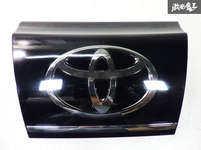 ハリアー60系 トヨタ純正フロントグリルエンブレム(新品未使用品) ☆希少☆ トヨタ 純正 ZSU60W 60 ハリアー GRスポーツ フロント