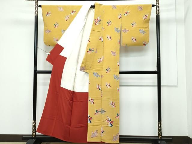 平和屋本店■極上　浦野理一　型染　小紋　飛鳥文　鬼しぼ縮緬　黄朽葉色地　逸品　CZAA3250s5 平和屋本店□極上 浦野理一 型染 小紋 飛鳥文 鬼しぼ縮緬 黄朽葉色地