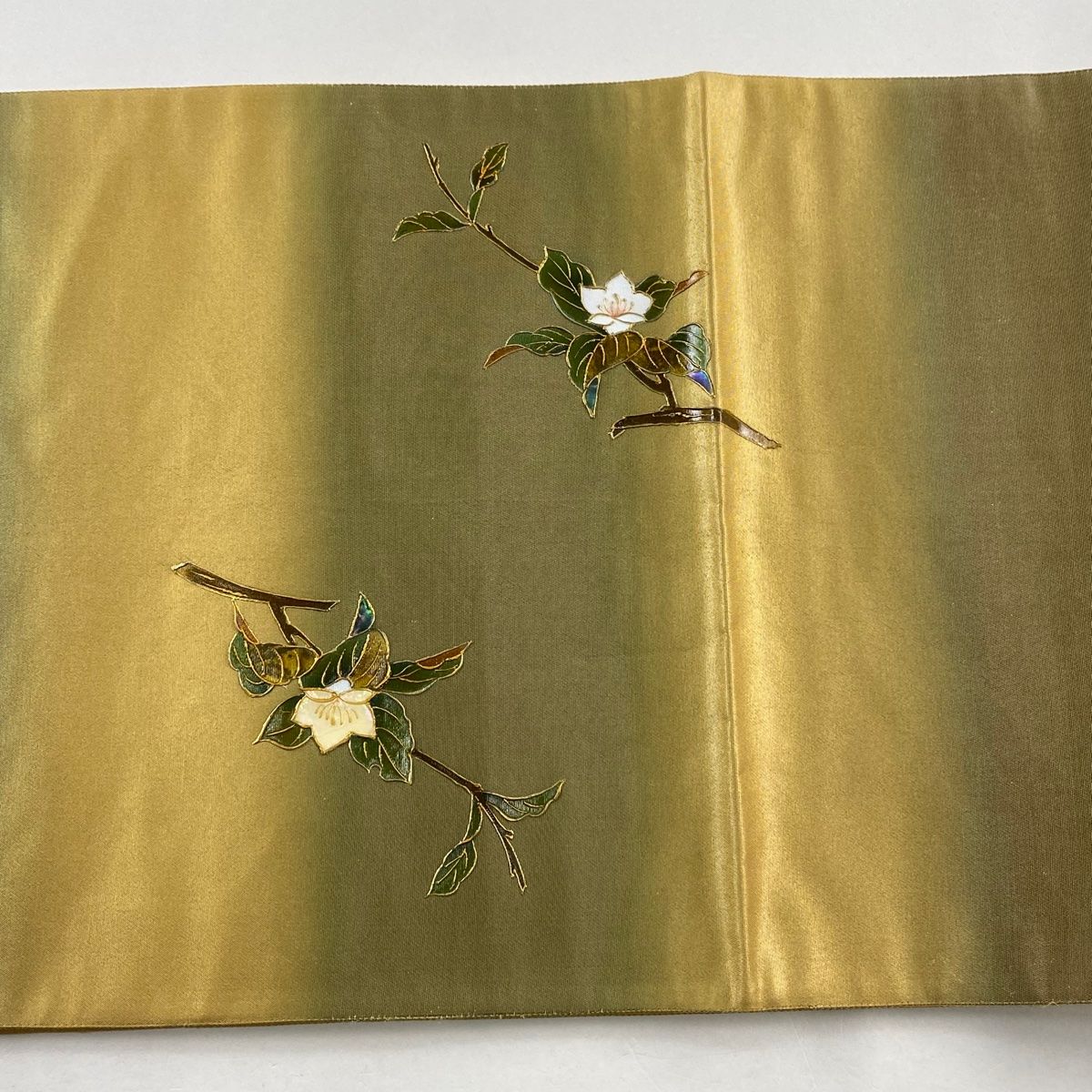 袋帯 美品 秀品 枝花 段ぼかし 金彩 螺鈿 黄土色 お太鼓柄 正絹