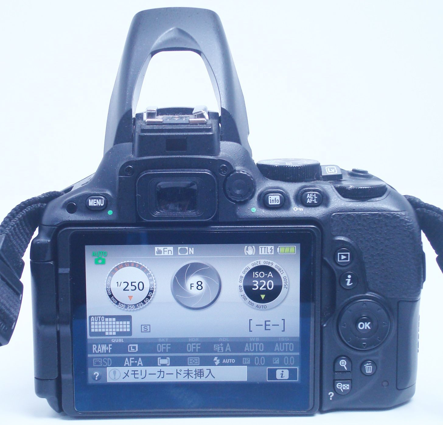 保証残有り！Nikon D5500 18-55 VR Ⅱ Kit