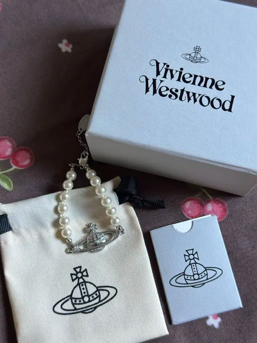 vivienne westwood bracelet