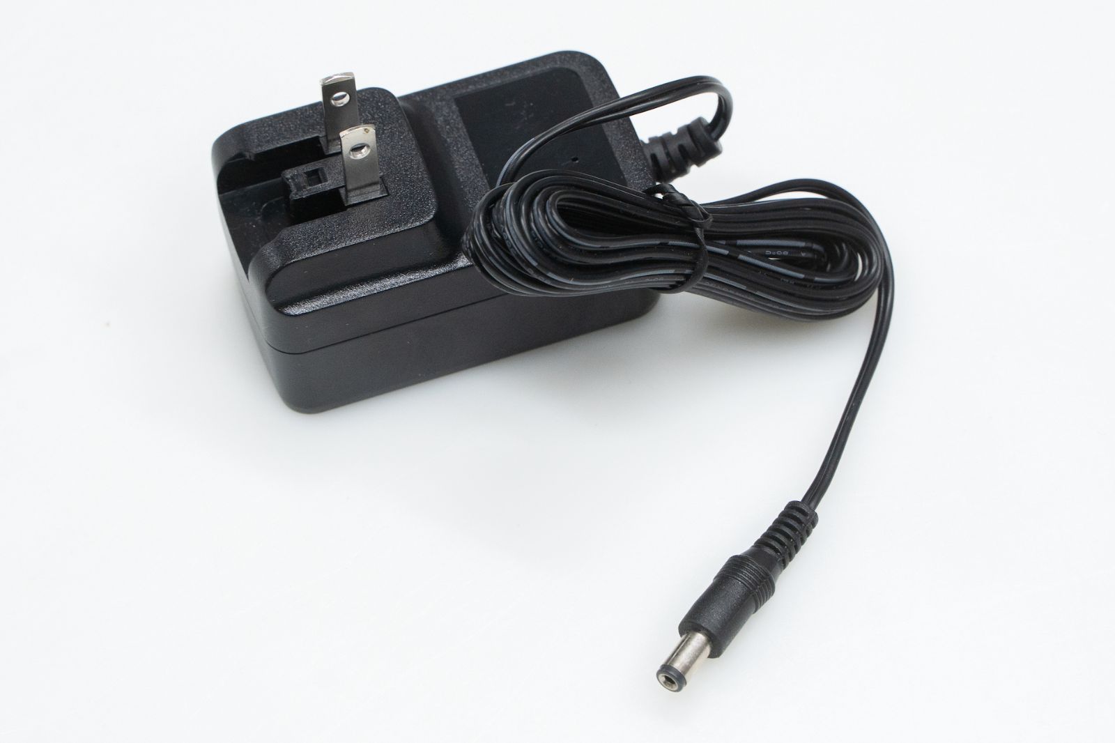 QUAD CORTEX オヤイデ製アダプターケーブル付属 QUAD CORTEX オヤイデ製アダプターケーブル付属 音質向上】OYAIDE DC